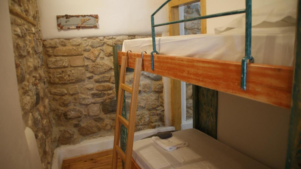 A Painter'S House In Plaka Apartment Athena Bagian luar foto