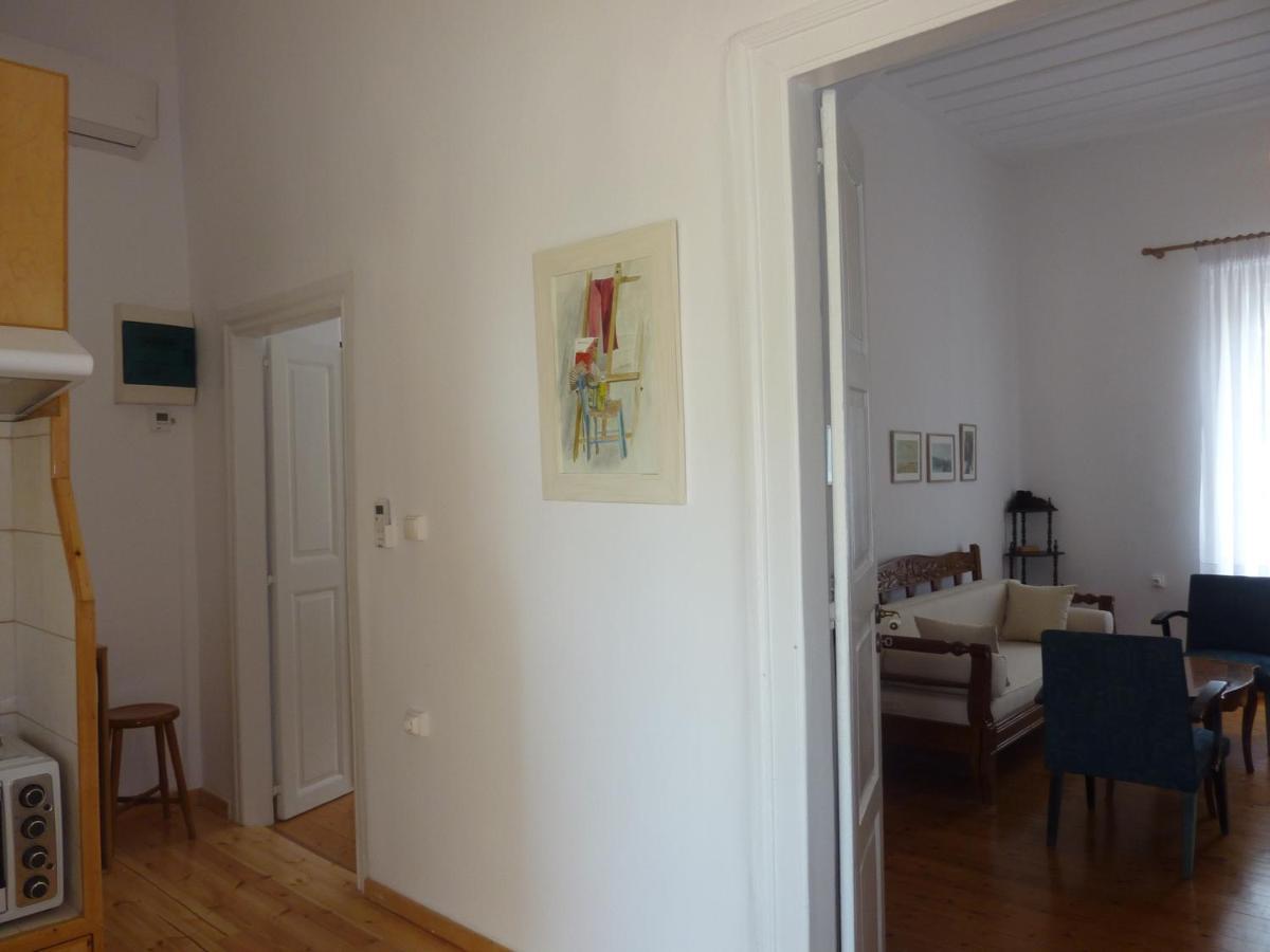 A Painter'S House In Plaka Apartment Athena Bagian luar foto