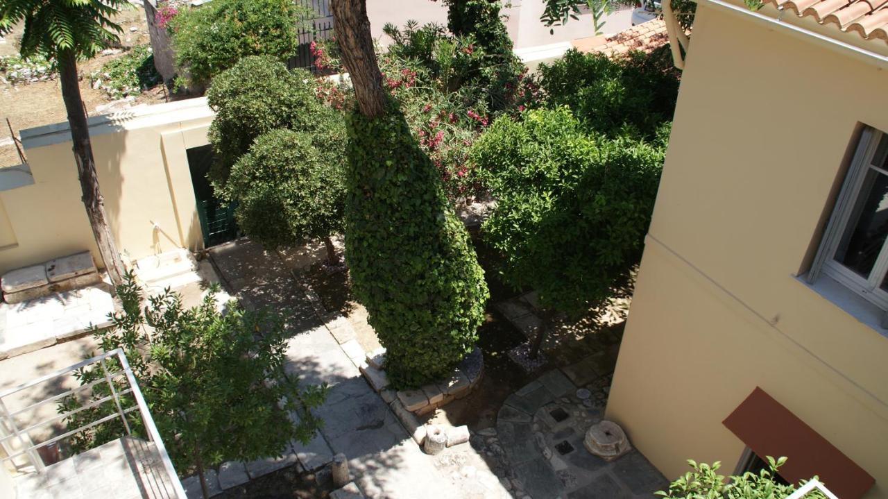 A Painter'S House In Plaka Apartment Athena Bagian luar foto