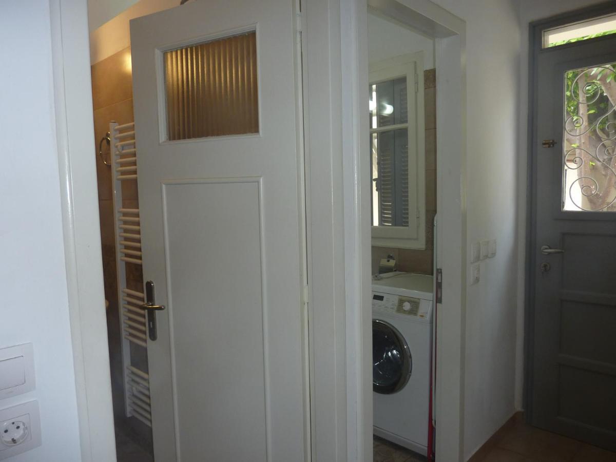 A Painter'S House In Plaka Apartment Athena Bagian luar foto
