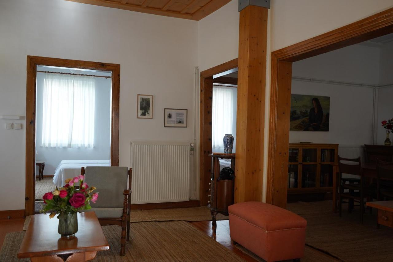 A Painter'S House In Plaka Apartment Athena Bagian luar foto
